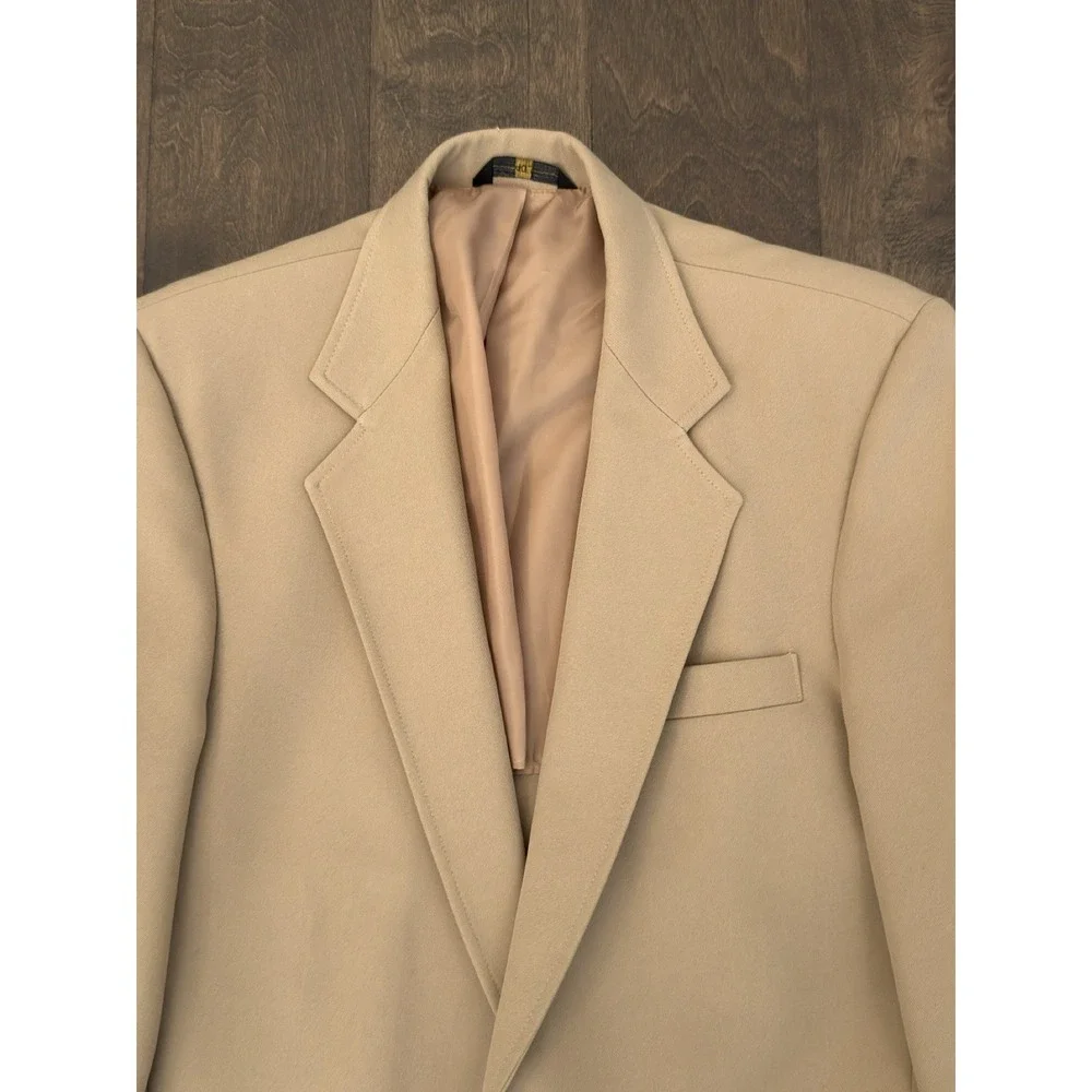 Vintage Haggar Blazer Jacket‎ Mens Size 40L Beige USA Made Gold Buttons 2-Button